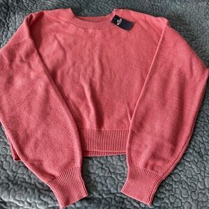 Hollister Women's Rose Crew Neck Sweater